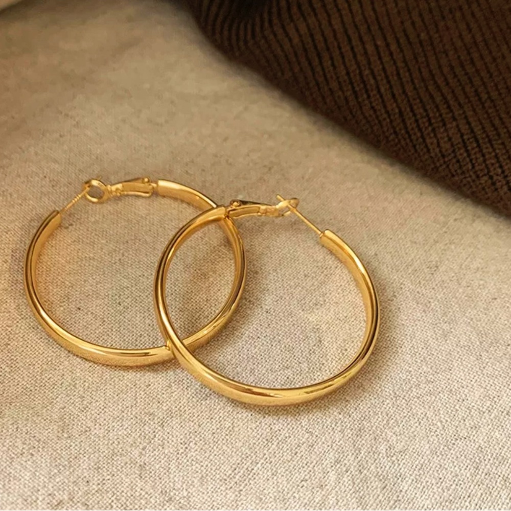 Minimalist Golden Earrings New